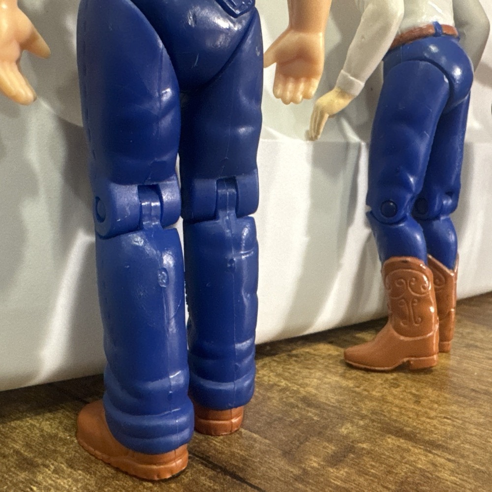 1995 Tonka Farm Figures Western Cowboy Cowgirl Mom Dad Farm Ranch Mechanic LOT 3 - Picture 6 of 9